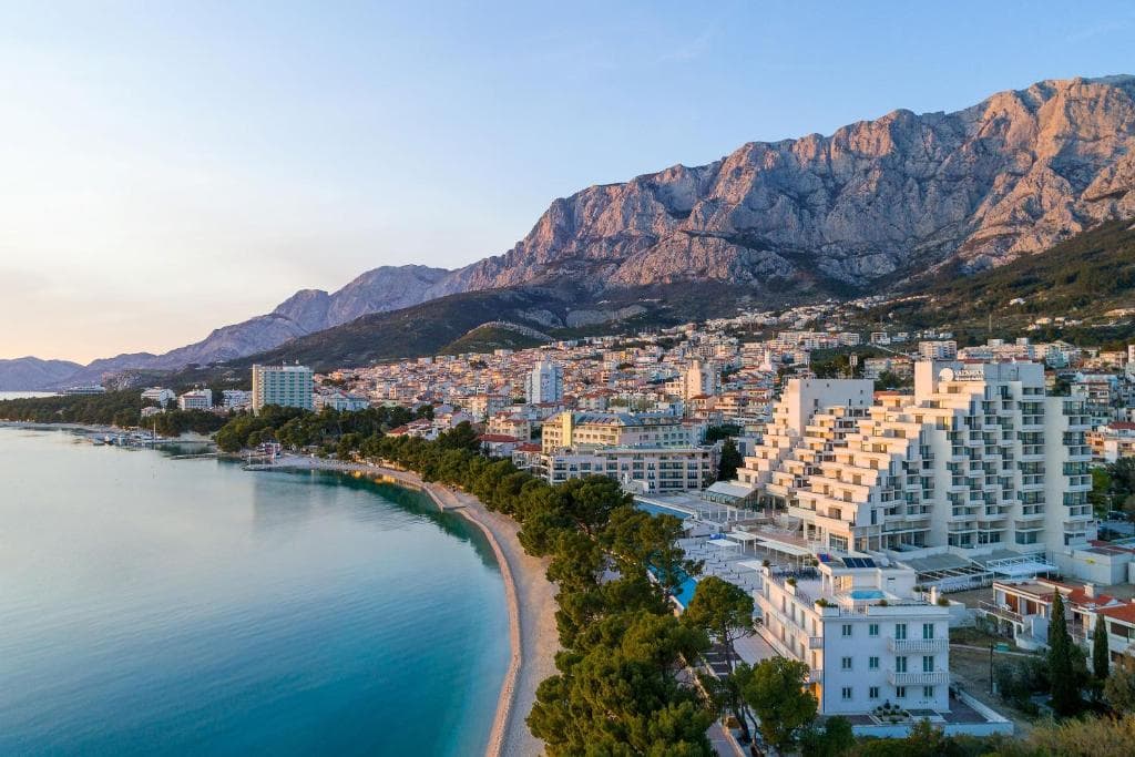 MAKARSKA - VALAMAR METEOR 4*