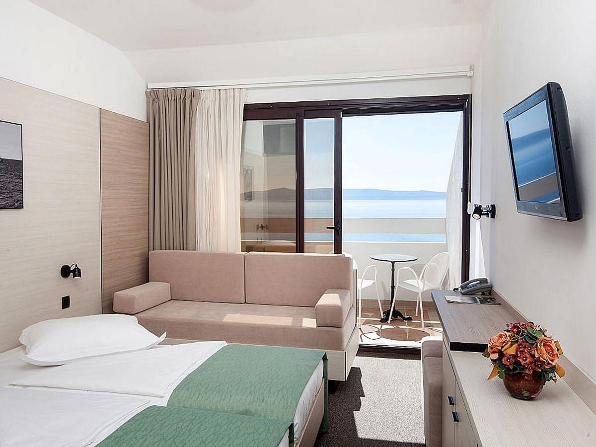 MAKARSKA - BIOKOVKA 3*