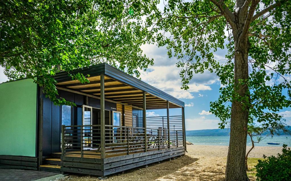 OMIŠ – CAMP ALMISSA 3*