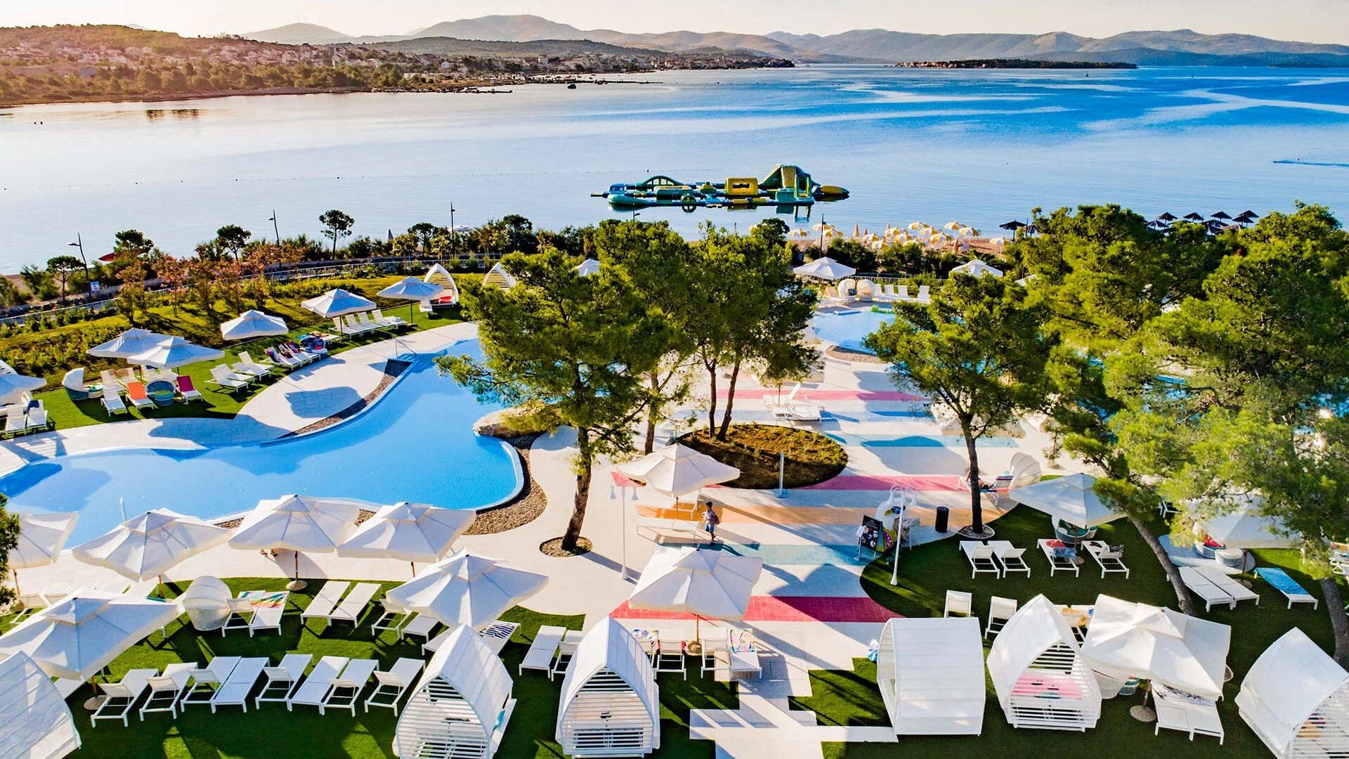 AMADRIA PARK ŠIBENIK - BOŽIĆNA BAJKA