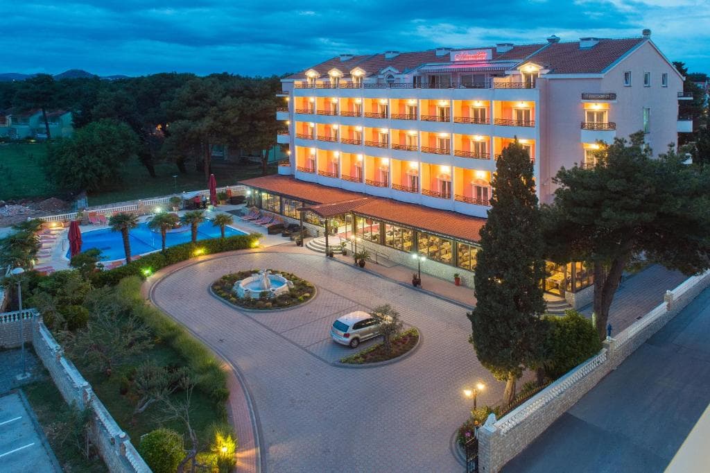 VODICE – HOTEL MIRAMARE 4*